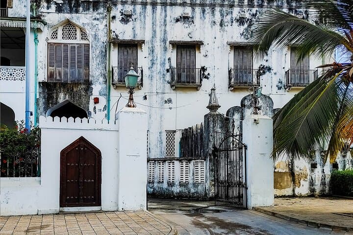 Stone Town Private Walking Tour: 2–3 Hour Cultural Walk with Freddie Mercury House photo 4