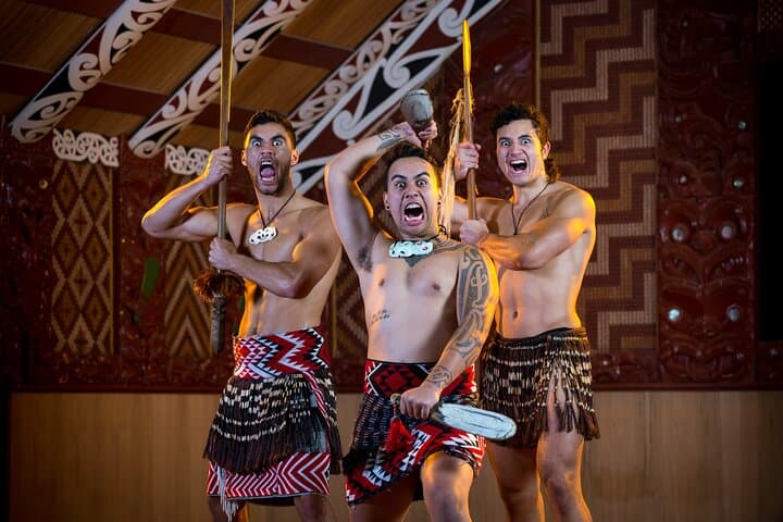Rotorua Te Puia Day Tour from Auckland — Pohutu Geyser, Haka & Hangi Lunch photo 4