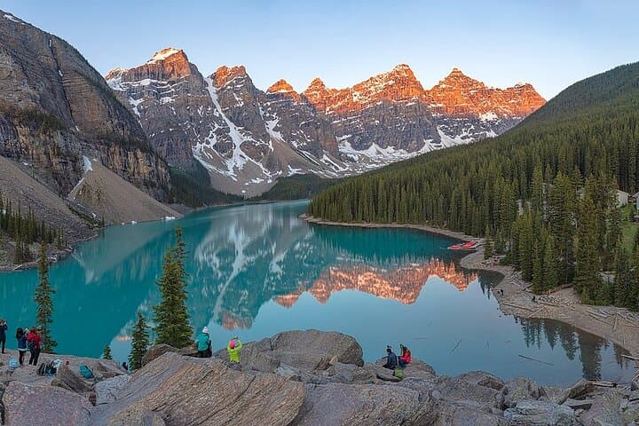 Private Guided Tour to Lake Moraine & Lake Louise — 4–7 Hour Banff Day Trip photo 2