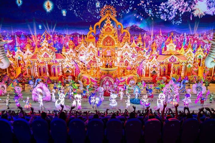 Carnival Magic Phuket: Evening Carnival with Dinner & Hotel Transfer