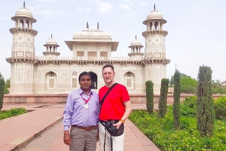 Same-Day Private Tour: Gatimaan Express to Taj Mahal & Agra Fort photo 5