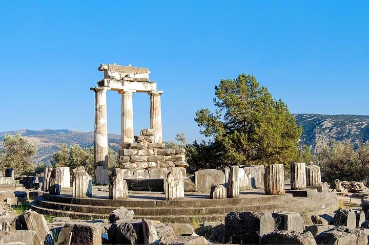 Explore Delphi: Self-Guided Audio & 3D 3D Tour of the Oracle