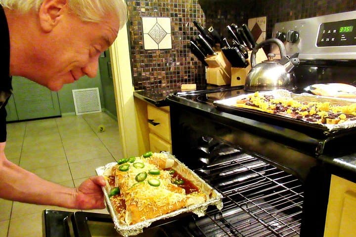 Private Tampa Home Cooking Class Near Disney — Hands-On Local Cuisine Experience photo 2