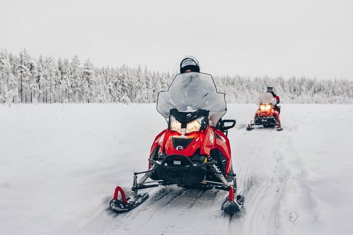 4-Hour Adventurer Snowmobile Tour — Apukka Resort, Rovaniemi photo 5