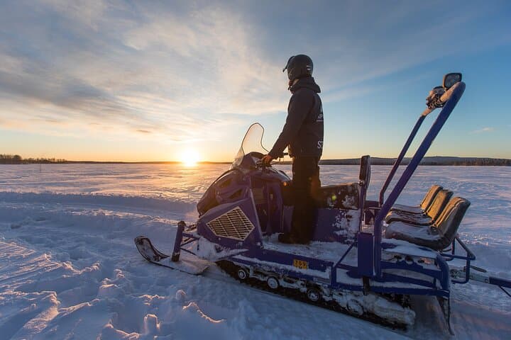 4-Hour Adventurer Snowmobile Tour — Apukka Resort, Rovaniemi photo 6