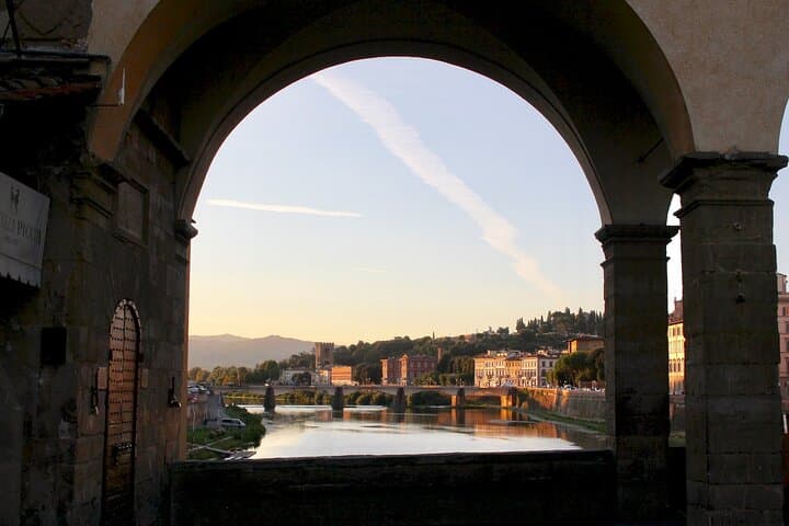 Florence Walking Tour: Duomo, Ponte Vecchio & Oltrarno Audio Guide photo 6