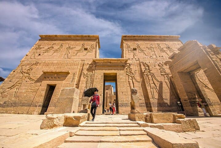 Aswan to Luxor 4-Day Private Nile Cruise: Temples, Tombs & River Views photo 4