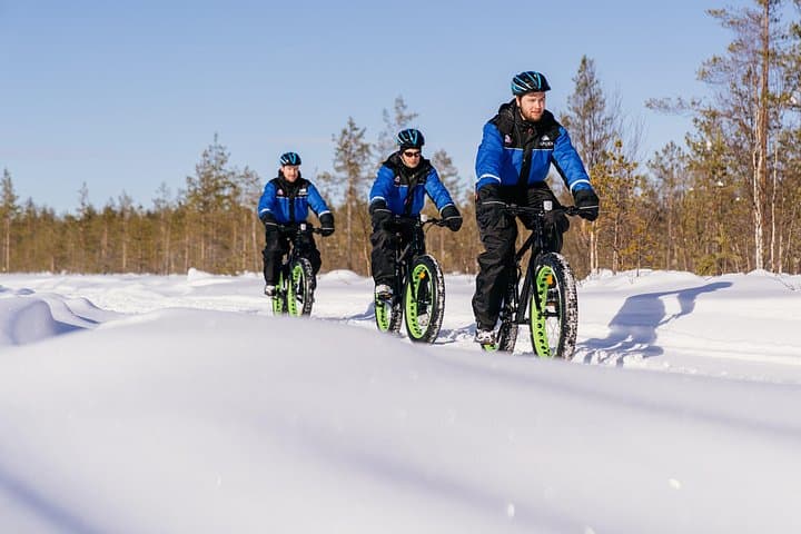 Winter eFatbike Tour Through Snowy Forests — Apukka Resort, Rovaniemi photo 2