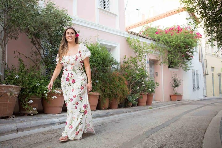 Private Athens Old City Photoshoot — 2-Hour Plaka Photo Tour photo 1
