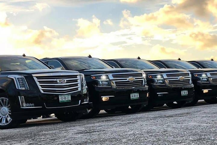 LAX Private Transfer: Professional Chauffeur Airport Pickup to Los Angeles photo 3