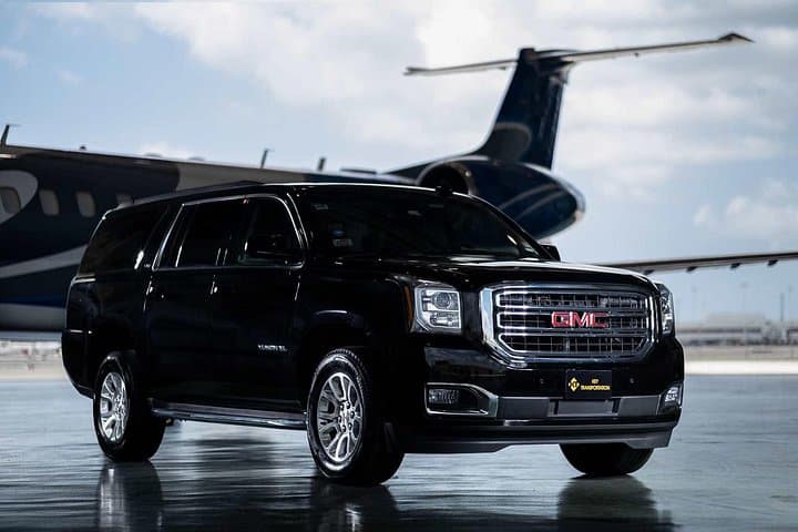 LAX Private Transfer: Professional Chauffeur Airport Pickup to Los Angeles photo 4