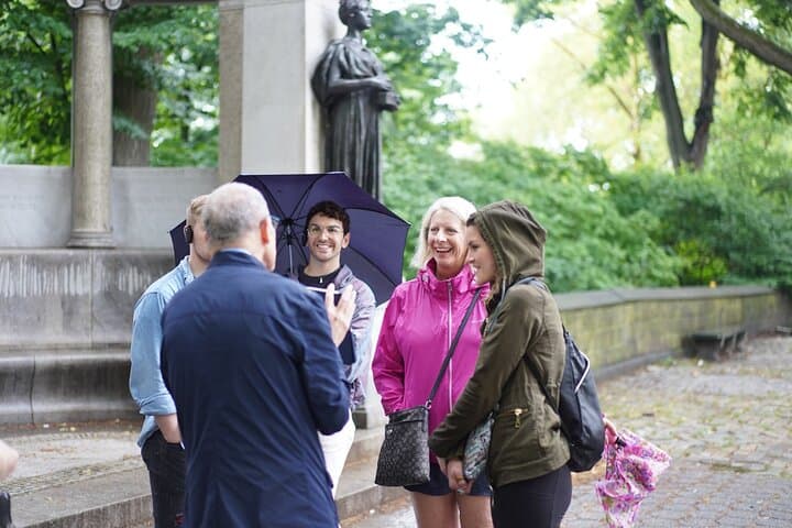 Fifth Avenue Gilded Age Mansions Walking Tour — Explore Manhattan's Millionaire's Row photo 2