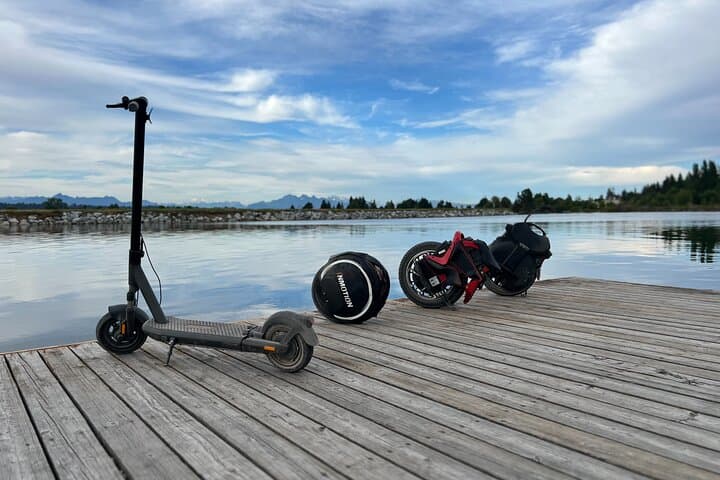 Vancouver E‑Scooter & Electric Unicycle Tour — Secret Spots, Seawall & Gastown photo 6