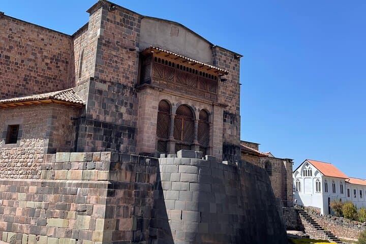 4-Day Cusco to Machu Picchu & Vinicunca Rainbow Mountain Tour photo 2