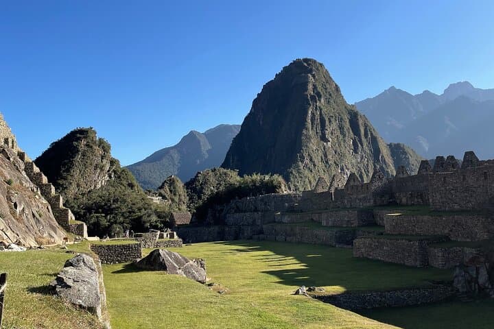 4-Day Cusco to Machu Picchu & Vinicunca Rainbow Mountain Tour photo 5