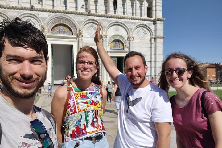 Pisa Self-Guided Puzzle Adventure — Explore the Leaning Tower and Hidden Squares