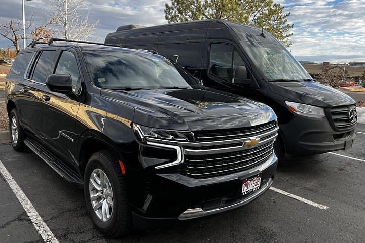 Downtown Denver to Denver International Airport Private Transfer — Nonstop Luxury Service photo 4