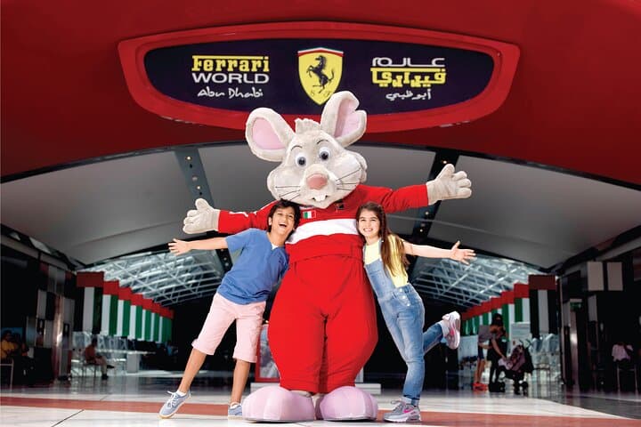 Private Abu Dhabi 4x4 City Tour from Dubai: Sheikh Zayed, Corniche & Heritage photo 4
