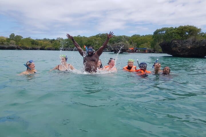 Safari Blue: Kwale Island Snorkel, Lunch & Natural Lagoon Day Trip