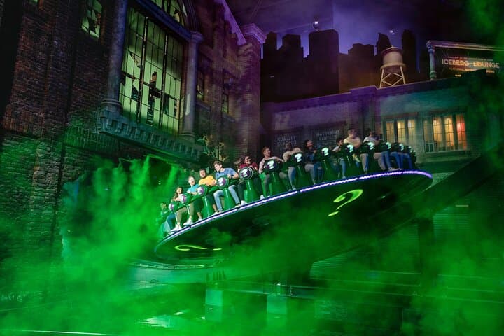 Inside Warner Bros. World Abu Dhabi: Practical Guide to Yas Island's Indoor Theme Park photo 5