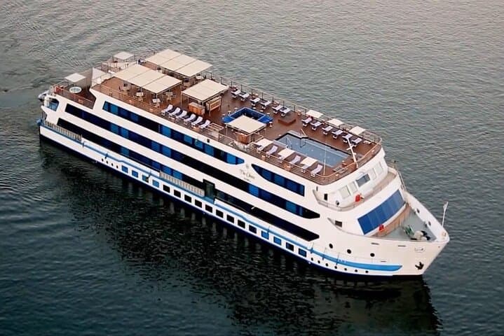 Aswan to Luxor 4-Day Private Nile Cruise: Temples, Tombs & River Views