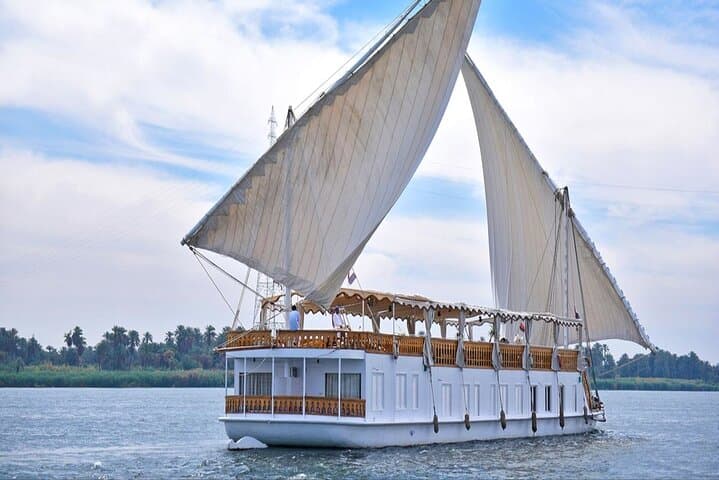 Dahabiya Nile Cruise: Aswan to Luxor in 4 Days — Temples, Locks & River Life photo 2