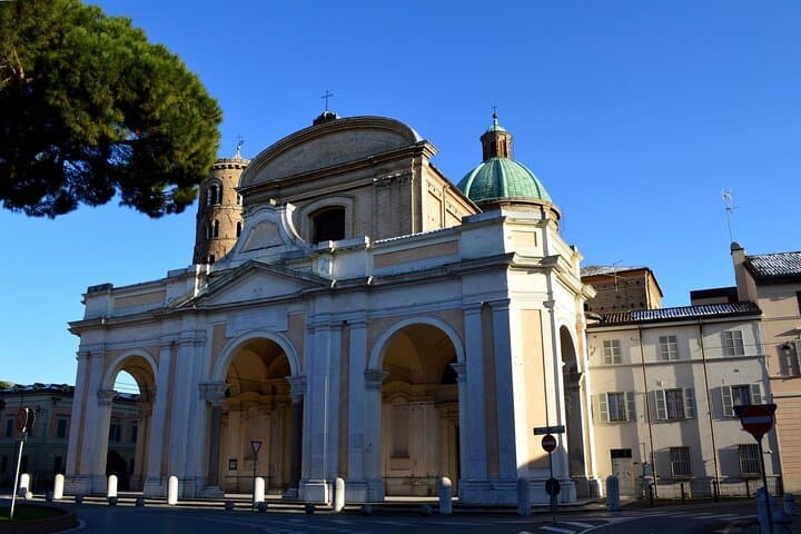 Venice to Ravenna Private Transfer with Pomposa Abbey 2-Hour Stop photo 4