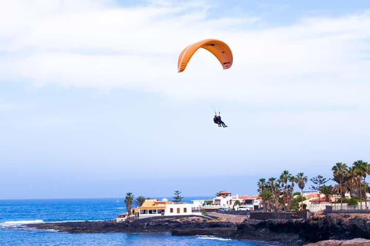 Paraglide Over Tenerife: Tandem Flights Above Teide and the Atlantic photo 4