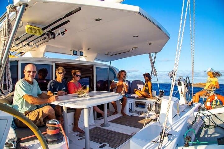 Waikiki Private Catamaran Charter: 2-Hour Luxury Sailing & Snorkel photo 4
