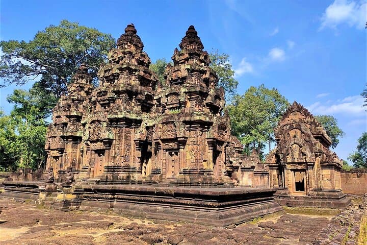 2-Day Private Tour of Angkor Temples: Angkor Wat, Ta Prohm & Banteay Srei photo 5