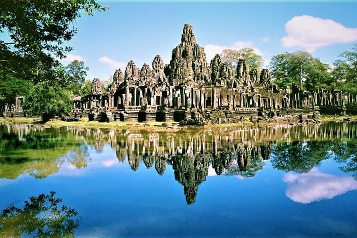 2-Day Private Tour of Angkor Temples: Angkor Wat, Ta Prohm & Banteay Srei photo 2