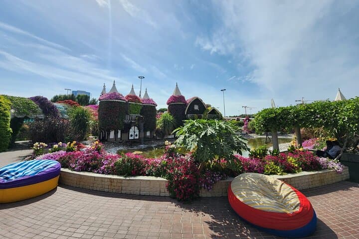 Explore Dubai Miracle Garden: A Practical Visitor's Guide to the Floral Wonderland photo 3