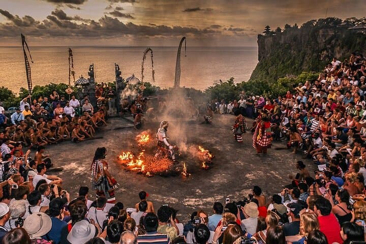 Uluwatu Temple & Kecak Fire Dance: Melasti Beach Sunset Cultural Tour photo 6