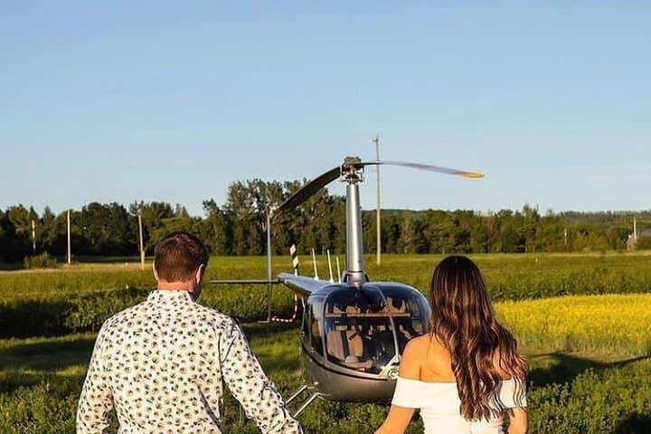 20-Minute Scenic Helicopter Tour Over Collingwood & Blue Mountain photo 2