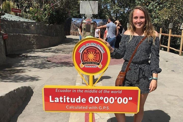 Quito Full-Day Private Tour: Historic Center & Middle of the World photo 2