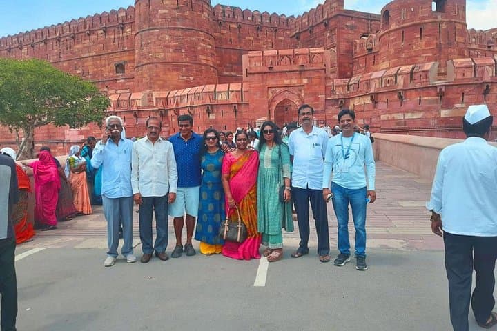 Same-Day Taj Mahal & Agra Fort Tour from Delhi with 5-Star Lunch photo 3