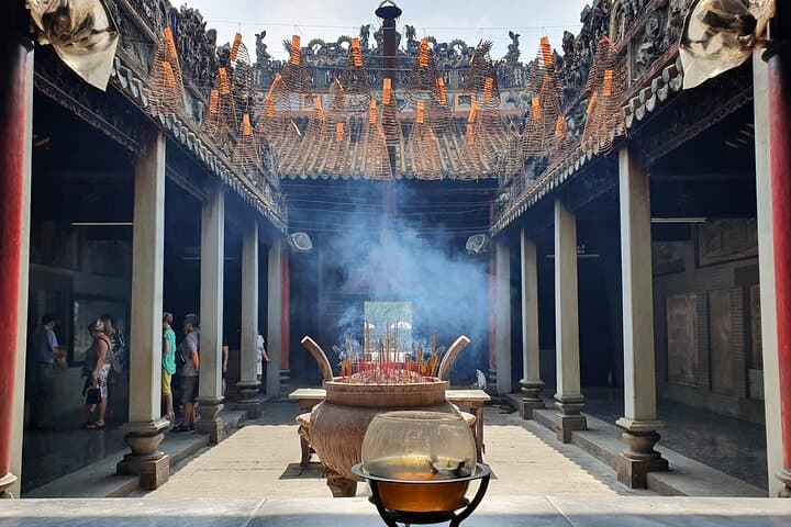 Ho Chi Minh City Afternoon Adventure: Chinatown, Thien Hau Temple & Saigon River Stroll photo 6