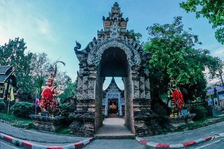 Chiang Mai Night Tram Tour: EV Guided City & Street Food Experience photo 4
