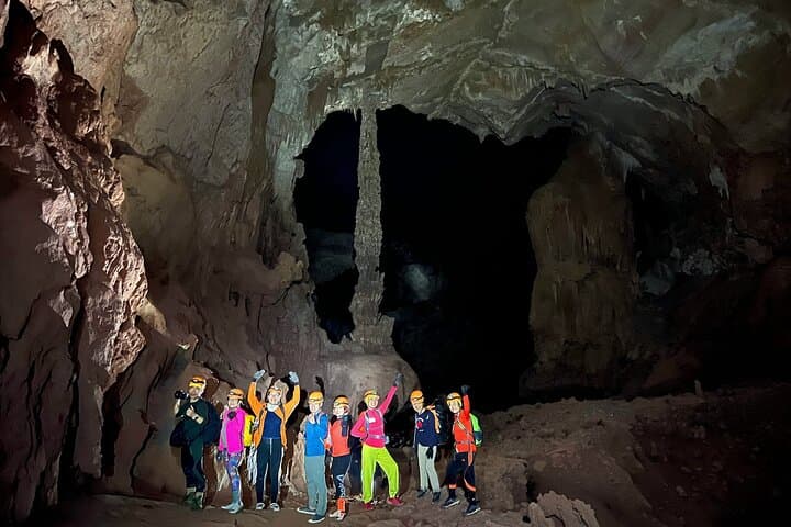 Underground Expedition: 3-Day Tiger Cave Jungle & Cave Camping in Phong Nha