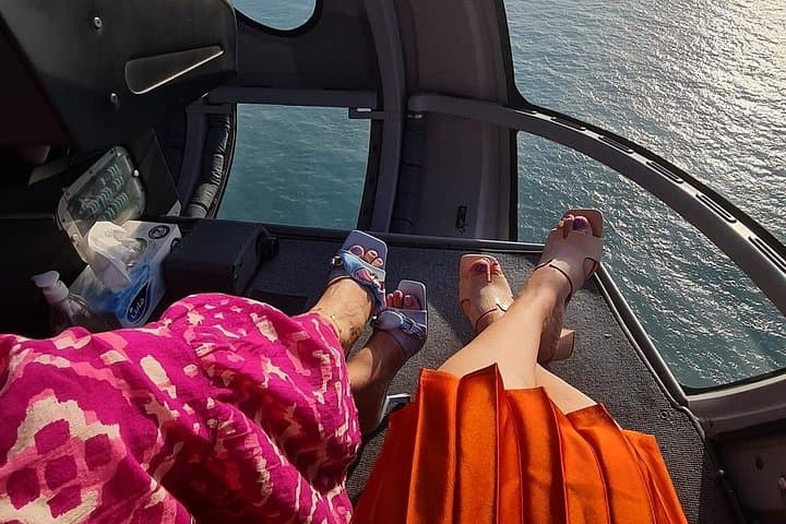17-Minute Helicopter Tour Over Abu Dhabi - Skyline, Grand Mosque & Yas Island Views photo 3