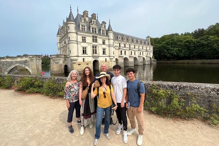 2-Day Private Tour: Loire Valley Castles & Wine Tasting