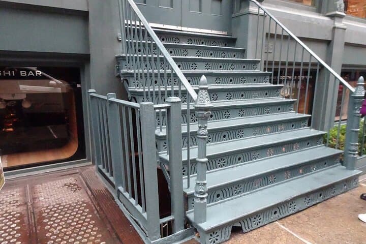 Greenwich Village Self-Guided Walking Tour and Scavenger Hunt in NYC photo 6
