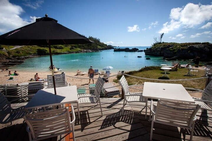 Bermuda Beach Escape & Hamilton Shopping Shore Excursion photo 3