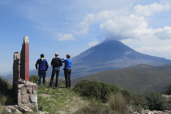 Half-Day Countryside Hike in Characato, Arequipa — Colonial Fields & Picanterias photo 2