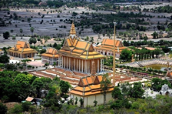 Private Oudong Temples & Phnom Prasith Day Tour from Phnom Penh photo 6