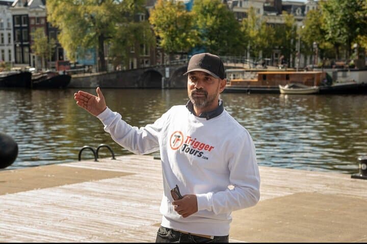 Amsterdam City Highlights: 2-Hour Walking Tour of Dam Square & Canal Ring photo 5