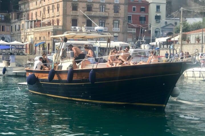 Shared Amalfi Coast Excursion — Sorrento to Positano, Amalfi & Emerald Grotto