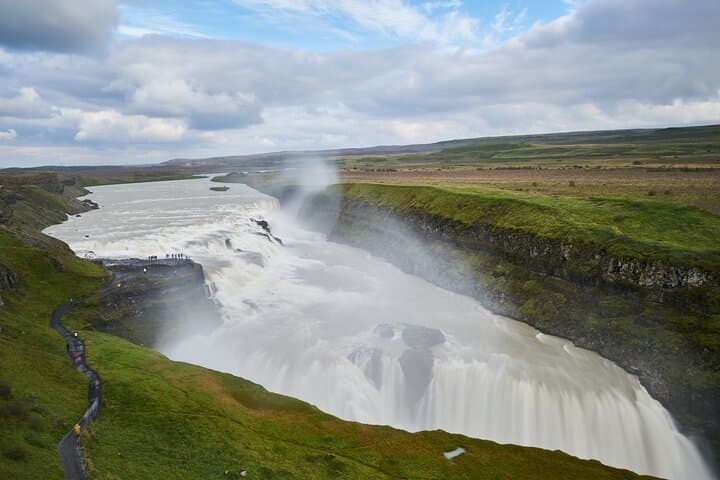 Golden Circle Iceland Full-Day Tour from Reykjavik — Thingvellir, Geysir & Gullfoss photo 4