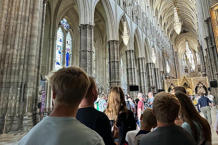 Fast-Access Private Tour of Westminster Abbey with a London Blue Badge Guide photo 2