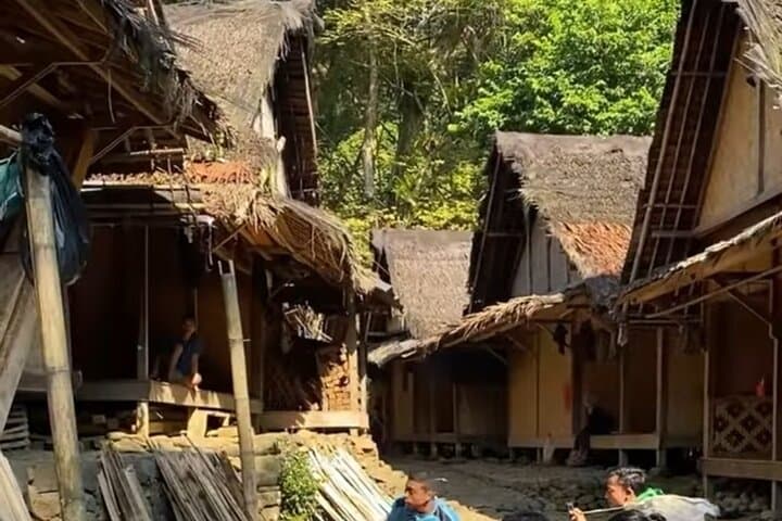 Baduy Tribal Tracker: Full-Day Private Village Walk from Jakarta
